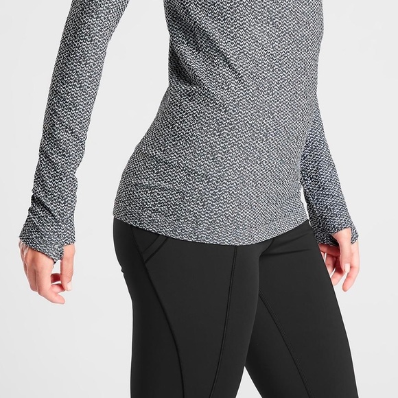 ATHLETA Flurry Peak Long Sleeve Top Turtleneck Base Layer S - Picture 11 of 11
